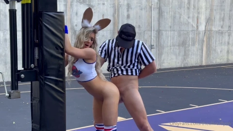 Lola Bunny Cosplay: Livvalittle Wild Outdoors Fun
