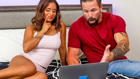 Isabella Jules: Sexy Laptop Tease